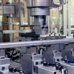 Automatic round bar straightening machine