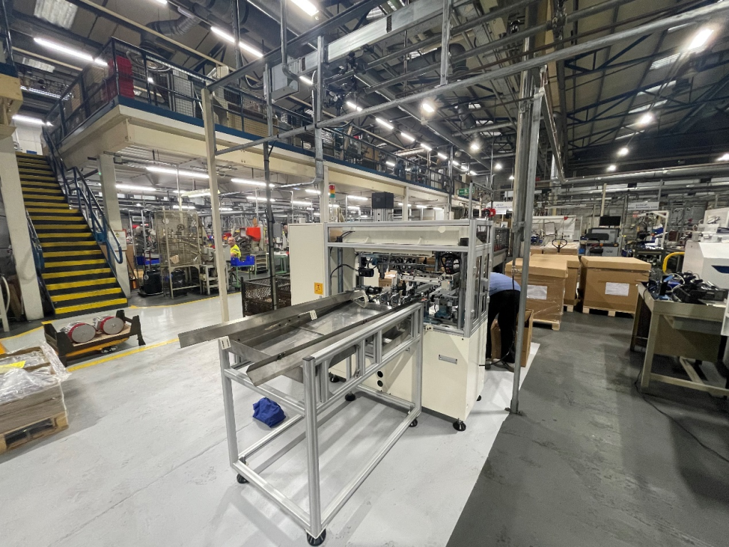 Our Automatic Worm Straightening Machine custom...